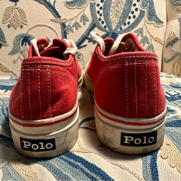 Polo Ralph Lauren Vintage Sneakers. Size 8.5 - Picture 6 of 8